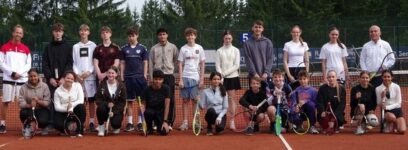 Von Filzkugeln, Zäunen und bestem Tenniswetter