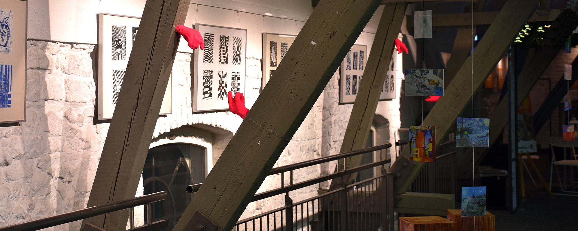 Kunstausstellung „Unter der Hand“ bis zum 16.11. im Zinkhütter Hof zu sehen