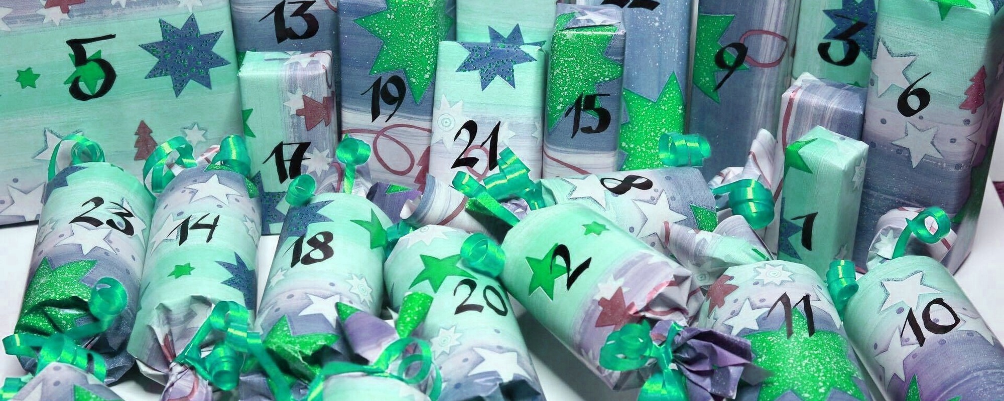 Ein ganzes Bündel MINT-Adventskalender