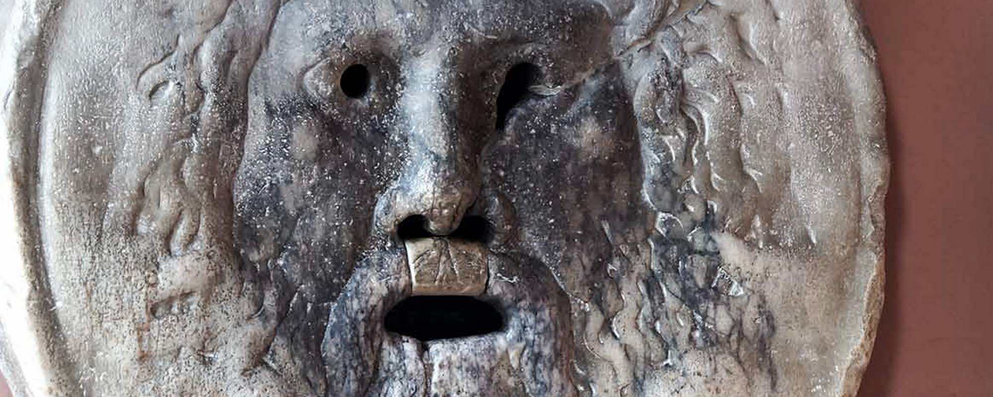 Aus dem „Mund der Wahrheit“ – iuro!